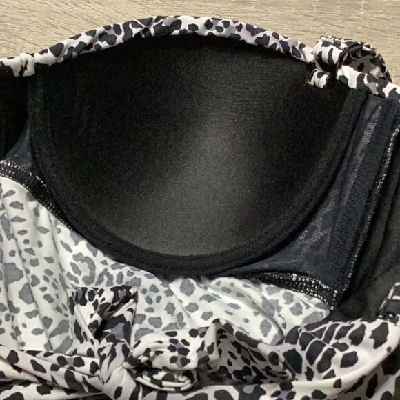 New. COCO REEF 5-way Animal print tankini 32/34C. Normally $89 - Picture 8 of 10